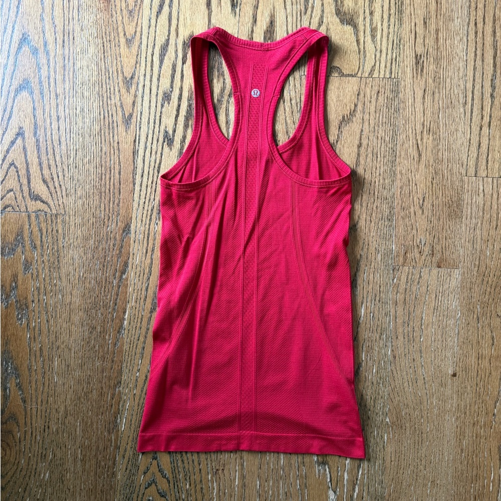 Lululemon swiftly tech tank
Size 2
Color red
New without tags